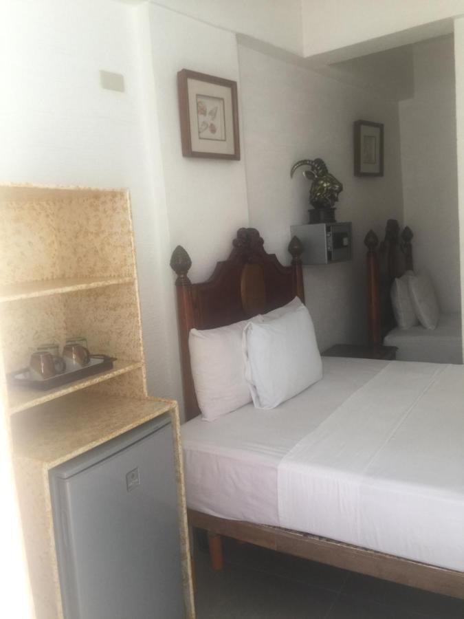Amigos Beach Resort Balabag  Ngoại thất bức ảnh